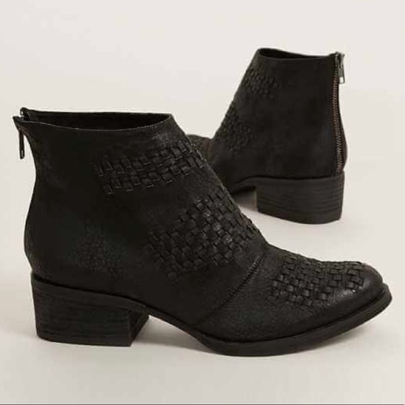 Urban Outfitters Shoes - Black Woven Distressed Boho Ankle Booties